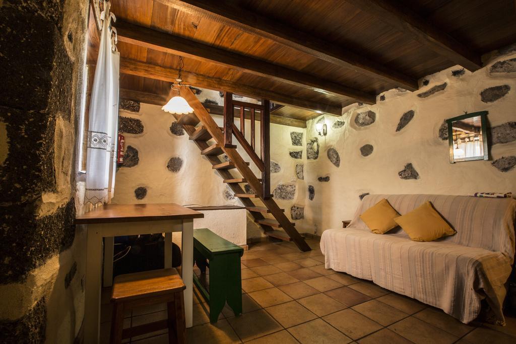 Casa Rural De Piedra フロンテーラ エクステリア 写真